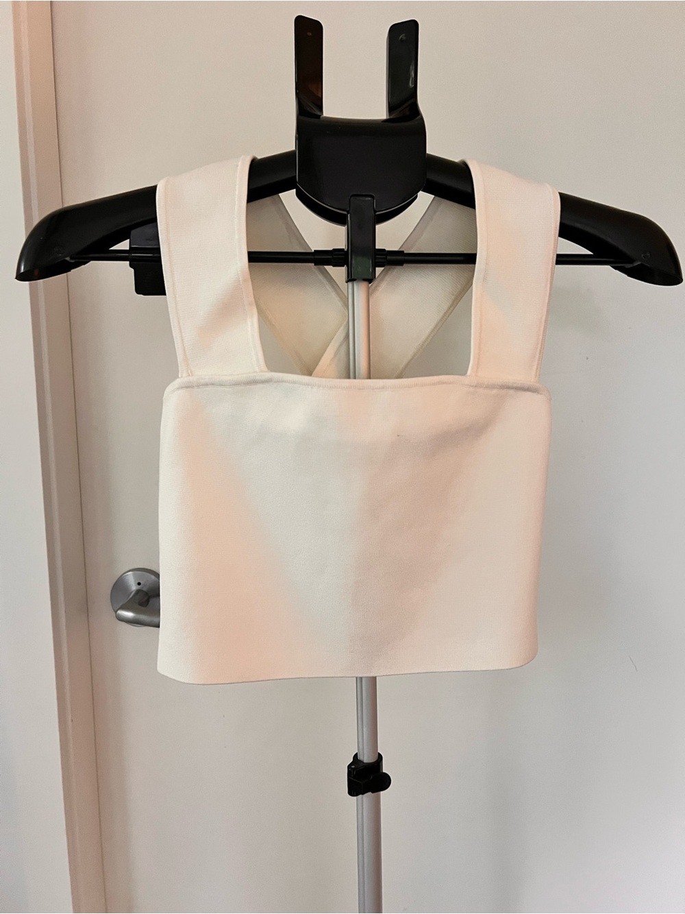 Babaton Structured Cropped Tank Top in Cream